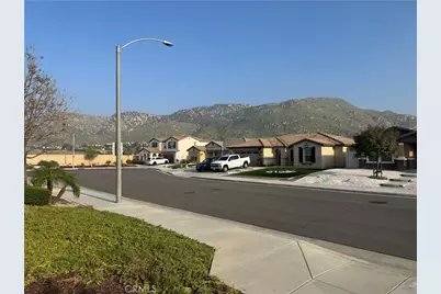 28582 Buttercup Way, Moreno Valley, CA 92555 - Photo 54