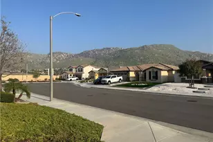 28582 Buttercup Way, Moreno Valley, CA 92555 - Photo 54