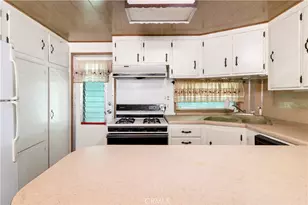 44725 E Florida Ave, Hemet, CA 92544 - Photo 4