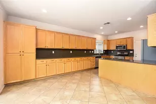 31556 Umbria Ln, Winchester, CA 92596 - Photo 8