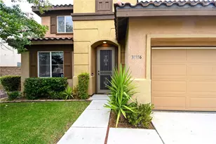 31556 Umbria Ln, Winchester, CA 92596 - Photo 2