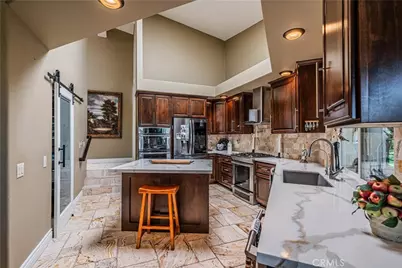 30525 Greenbrook Place, Canyon Lake, CA 92587 - Photo 28