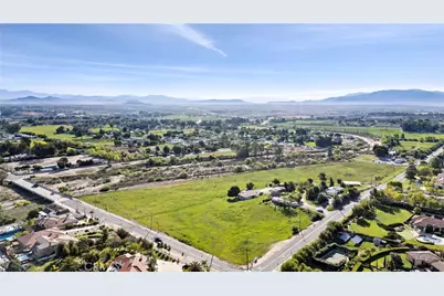 25070 Hayes Avenue, Murrieta, CA 92562 - Photo 6