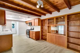 26110 Hemet St, Hemet, CA 92544 - Photo 2