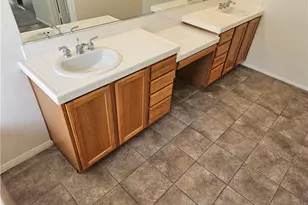 33429 Barrington Dr, Temecula, CA 92592 - Photo 28