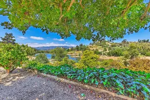 40057 S Shore Rd, Fallbrook, CA 92028 - Photo 36