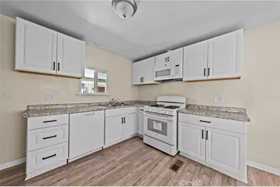 560 Santa Clara Circle, Hemet, CA 92543 - Photo 12