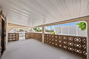560 Santa Clara Cir, Hemet, CA 92543 - Photo 2