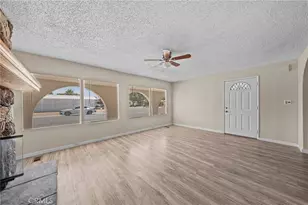 560 Santa Clara Cir, Hemet, CA 92543 - Photo 6