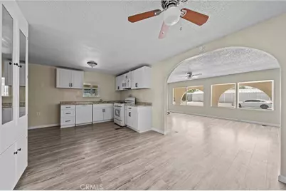 560 Santa Clara Circle, Hemet, CA 92543 - Photo 8