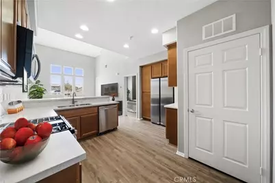 986 Coriander Drive #304, Hemet, CA 92545 - Photo 4