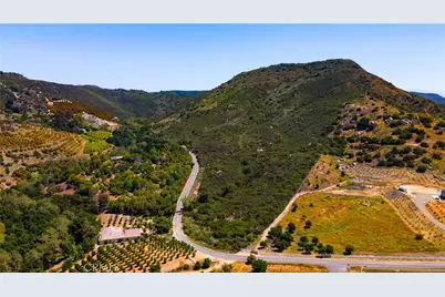 3 El Calamar, Temecula, CA 92590 - Photo 4