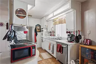 32600 State Hwy 74 Ca, Hemet, CA 94545 - Photo 16