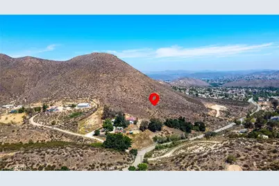 32350 Lost Road, Wildomar, CA 92595 - Photo 10