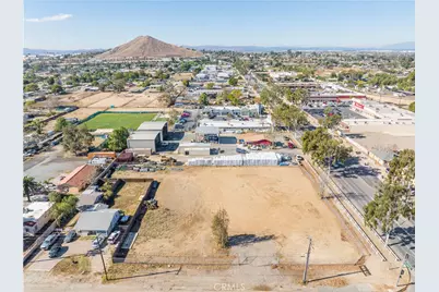 1100 6th St, Norco, CA 92860 - Photo 8