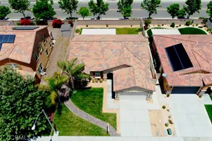 25382 Rocking Horse Ct, Menifee, CA 92584 - Photo 22