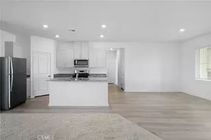 12185 Del Sur St, Victorville, CA 92392 - Photo 2