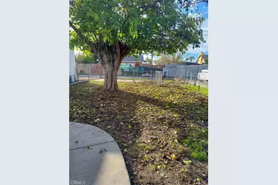 439 N Santa Fe Street, Hemet, CA 92543 - Photo 8