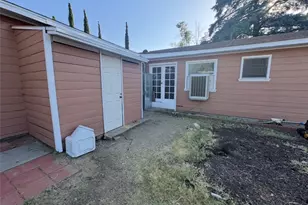 9167 Citrus Ave, Fontana, CA 92335 - Photo 30