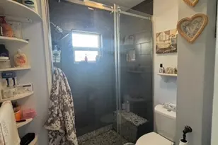 9167 Citrus Ave, Fontana, CA 92335 - Photo 10