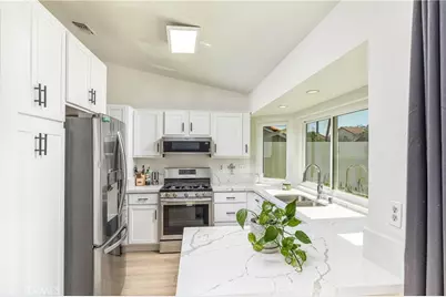 45586 Rainbow Canyon Road, Temecula, CA 92592 - Photo 12