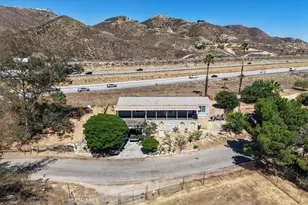 32480 Mesa Dr, Lake Elsinore, CA 92530 - Photo 2