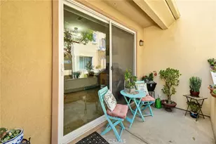 31170 Strawberry Tree Ln, Temecula, CA 92592 - Photo 2