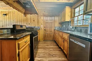 349 Golf Course Rd, Lake Arrowhead, CA 92352 - Photo 18