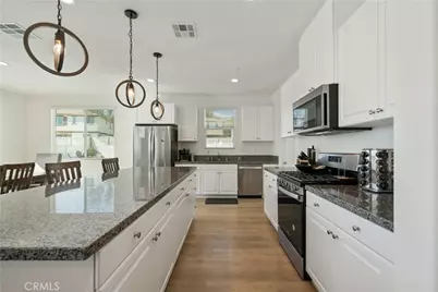 36300 Firelight Circle, Wildomar, CA 92595 - Photo 8