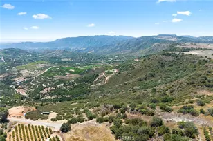 15 Via Escalon, Temecula, CA 92590 - Photo 2