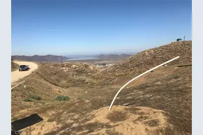 42223 Gibbel Road, Hemet, CA 92543 - Photo 10