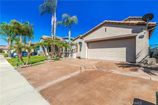 29583 Serenity Ln, Murrieta, CA 92563 - Photo 2