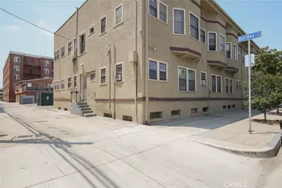 354 Chestnut Avenue #33, Long Beach, CA 90802 - Photo 12