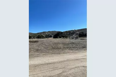 1718 Milpas Road, Hemet, CA 92544 - Photo 14