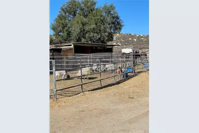 44845 Benton Road, Hemet, CA 92544 - Photo 38
