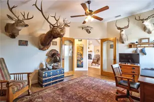 38155 Avenida La Cresta, Murrieta, CA 92562 - Photo 36