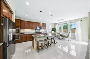 35416 Oakstone Creek Ct, Winchester, CA 92596 - Photo 12