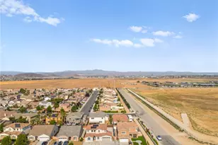 26535 Emperor Rd, Menifee, CA 92585 - Photo 4