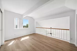 23260 Joaquin Ridge Dr, Murrieta, CA 92562 - Photo 12