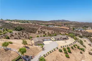 39597 Calle Escalona, Temecula, CA 92592 - Photo 48