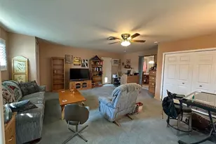 38514 Carolside Ave, Palmdale, CA 93550 - Photo 14