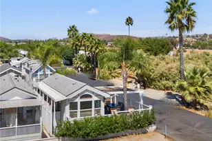 32000 Riverside Dr, Lake Elsinore, CA 92530 - Photo 6