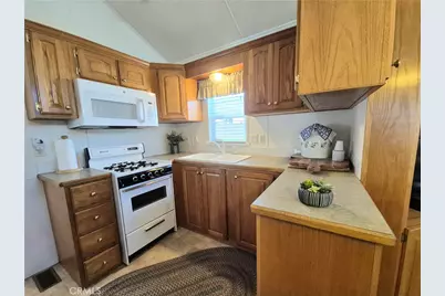 1295 S Cawston Avenue #143, Hemet, CA 92545 - Photo 6