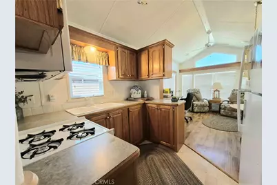 1295 S Cawston Avenue #143, Hemet, CA 92545 - Photo 4