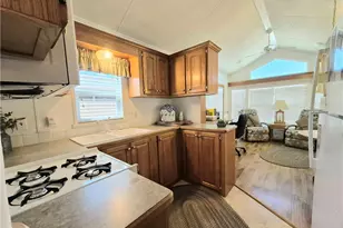 1295 S Cawston Ave, Hemet, CA 92545 - Photo 4