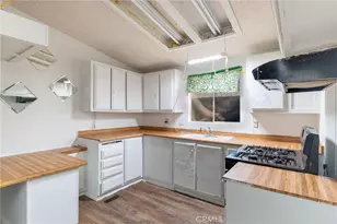 1097 N State St, Hemet, CA 92543 - Photo 2