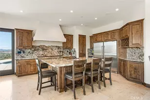 38193 Via Huerta, Murrieta, CA 92562 - Photo 12