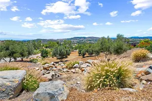 38193 Via Huerta, Murrieta, CA 92562 - Photo 54