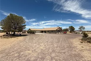 43326 Coventry St, Newberry Springs, CA 92365 - Photo 6