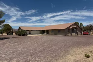 43326 Coventry St, Newberry Springs, CA 92365 - Photo 8